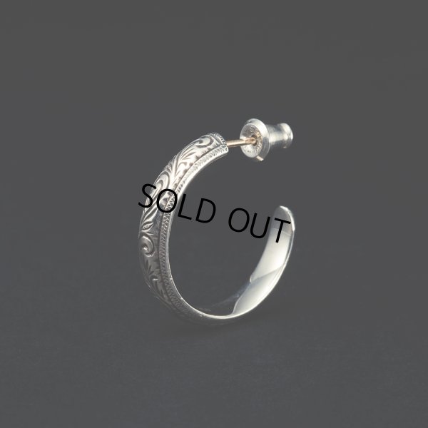 画像1: ANTIDOTE BUYERS CLUB/Engraved Hoop Earring（Single）（Silver）［フープイヤリング］