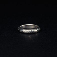 画像1: ANTIDOTE BUYERS CLUB/Engraved Round Ring（Silver） (1)