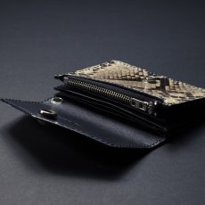 画像3: ANTIDOTE BUYERS CLUB/Compact Trucker Wallet（Python）（Natural） (3)