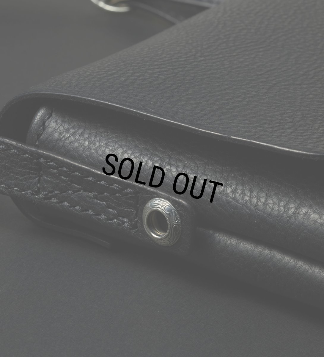 画像4: ANTIDOTE BUYERS CLUB/Leather Compact Shoulder Bag（Black） (4)