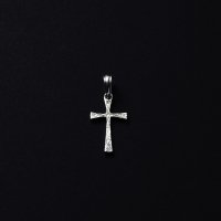 ANTIDOTE BUYERS CLUB/Engraved Tiny Cross Pendant（Silver）