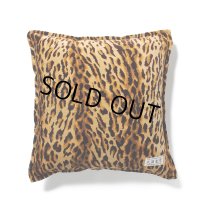 WACKO MARIA/LEOPARD VELVET CUSHION（BROWN）［レオパードベルベットクッション-23春夏］