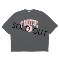 COOTIE PRODUCTIONS/Print Oversized Tee（COLLEGE）（Black）［オーバーサイズT-23春夏］