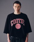 画像2: COOTIE PRODUCTIONS/Print Oversized Tee（COLLEGE）（Black）［オーバーサイズT-23春夏］ (2)