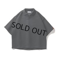 TIGHTBOOTH/MYSTERY GAUGE OPEN POLO（Black）［オープンカラーポロ-23春夏］