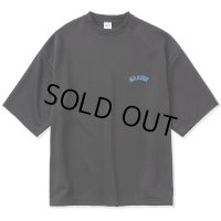 CALEE/Aeroknot CALEE arch logo wide silhouette S/S cutsew（Black）［ワイドシルエットカットソー-23春夏］