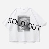 TIGHTBOOTH/COVID-19 T-SHIRT（White） 【20%OFF】［プリントT-23春夏］