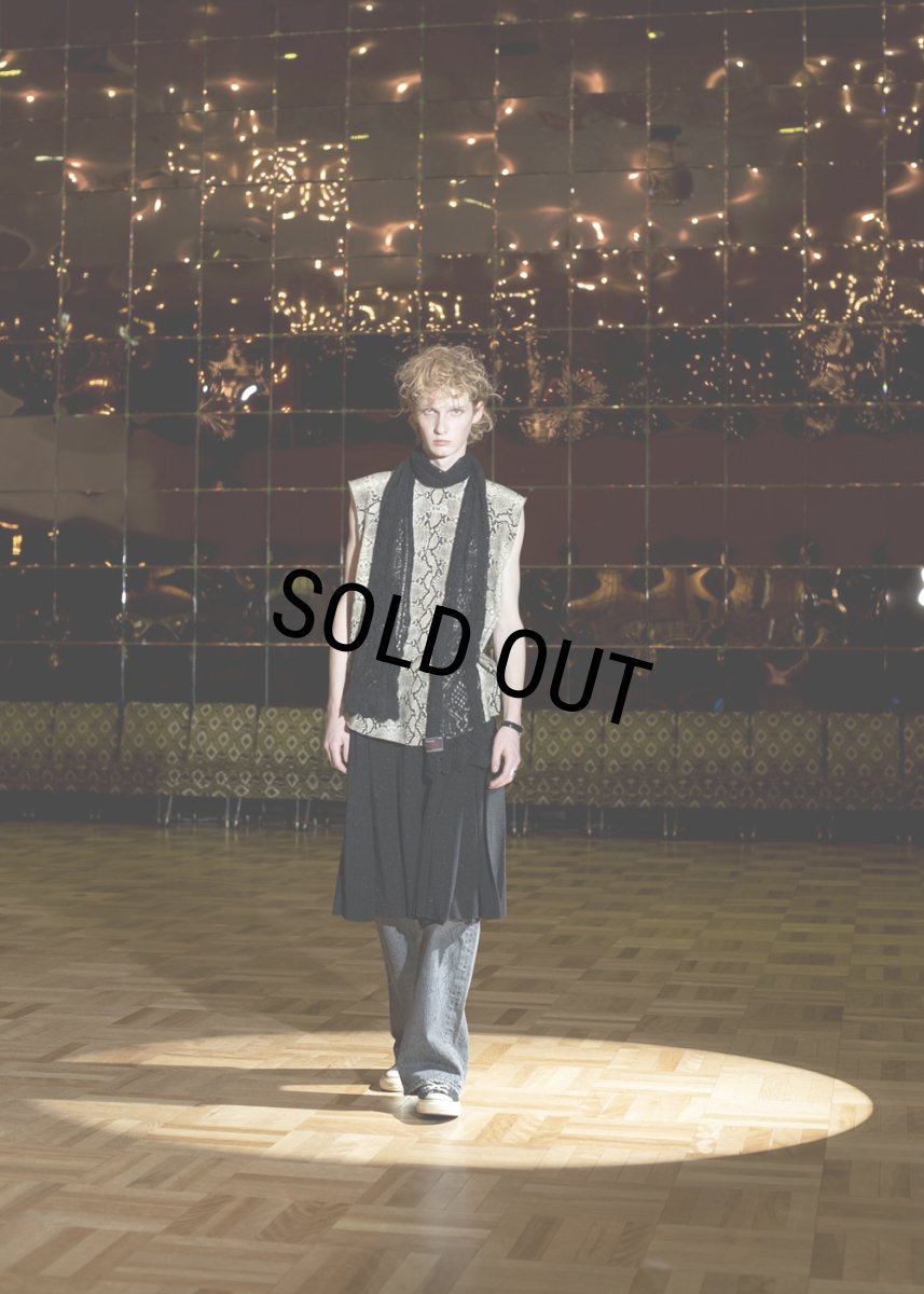 画像3: DAIRIKU/Lace Muffler（Black） 【30%OFF】［レースマフラー-23秋冬］ (3)