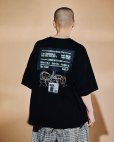 画像4: TIGHTBOOTH/MPC3000 T-SHIRT（Black） 【30%OFF】［プリントT-23夏］ (4)