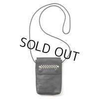 CALEE/STUDS LEATHER SHOULDER POUCH（BLACK）［スタッズレザーショルダーポーチ-23秋冬］