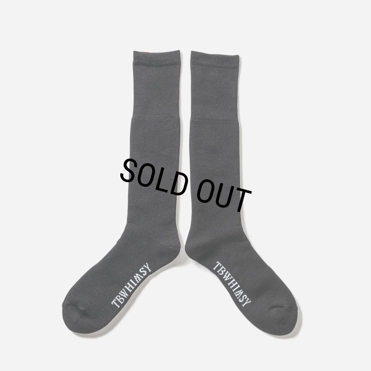 画像2: TIGHTBOOTH/LABEL LOGO HIGH SOCKS（Black）［ラベルロゴハイソックス-23秋冬］ (2)
