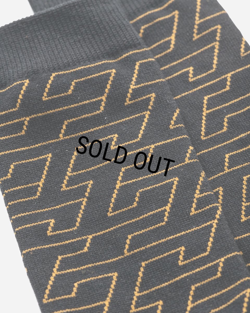 画像3: TIGHTBOOTH/T JACQUARD SOCKS（Black）［ジャガードソックス-23秋冬］ (3)