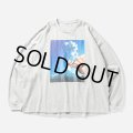 TIGHTBOOTH/VOLCANO L/S T-SHIRT（Gray） 【30%OFF】［プリント長袖T-23秋冬］