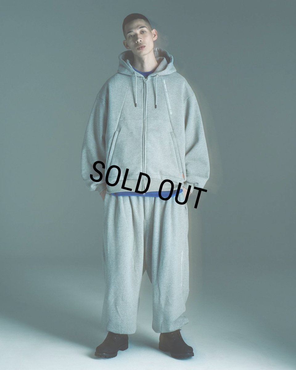 画像3: TIGHTBOOTH/PYRAMID ZIP HOODIE（Gunjo） 【30%OFF】［ジップフーディー-23秋冬］ (3)