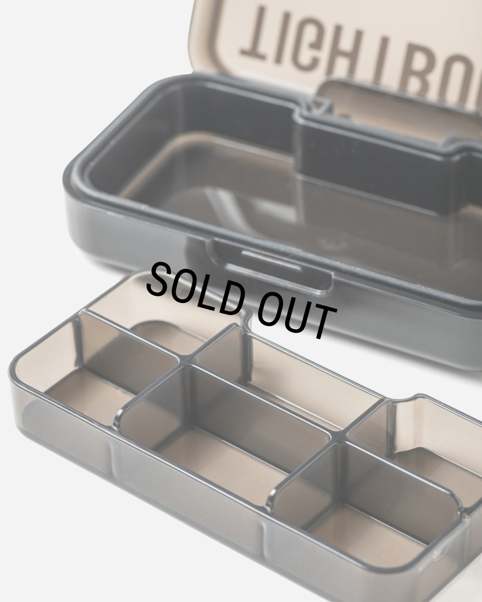 画像7: TIGHTBOOTH/COMPACT PILL CASE（Clear Black）［コンパクトピルケース-23秋冬］ (7)
