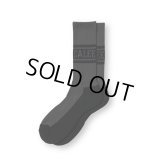 CALEE/JACQUARD PILE LINE SOCKS（CHARCOAL） 【30%OFF】［ラインソックス-23秋冬］