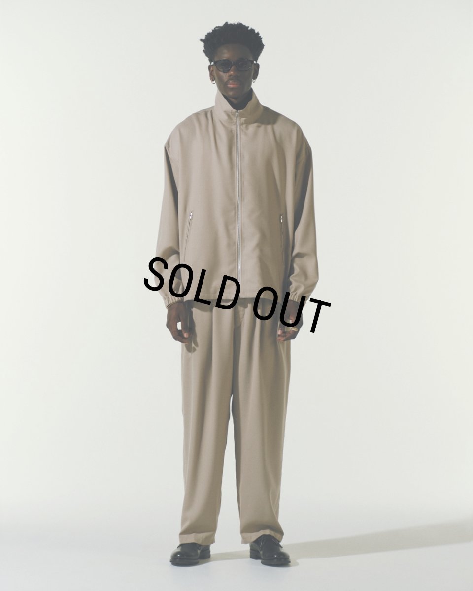 画像4: COOTIE PRODUCTIONS/T/W Gabardine Stand Collar Zip Up Jacket（Taupe）［T/WスタンドカラージップアップJKT-23秋冬］ (4)