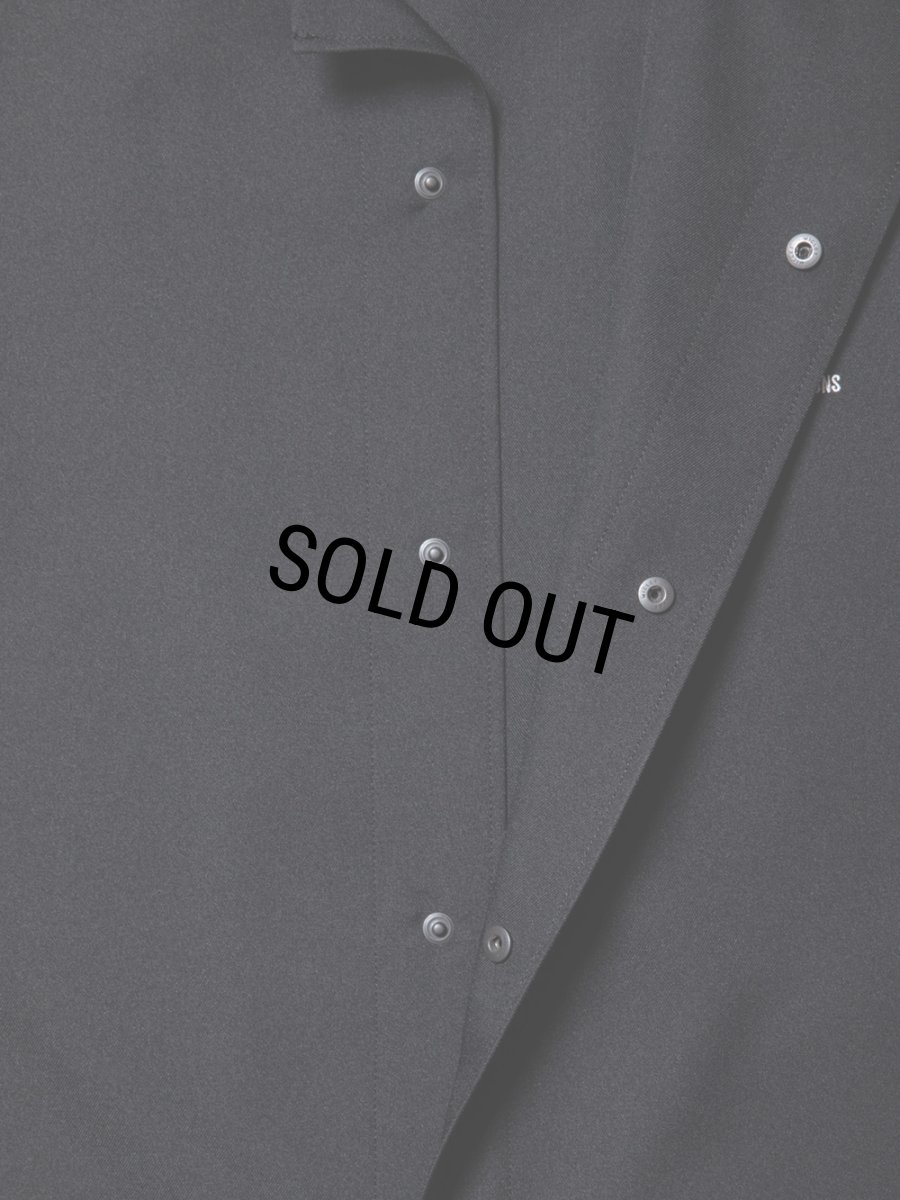 画像4: COOTIE PRODUCTIONS/Polyester Twill Fly Front L/S Shirt（Black）［ポリエステルツイルフライフロントシャツ-23秋冬］ (4)