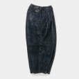 画像2: TIGHTBOOTH/KNIT CORD BALLOON PANTS（Black）［コーデュロイバルーンパンツ-23秋冬］ (2)