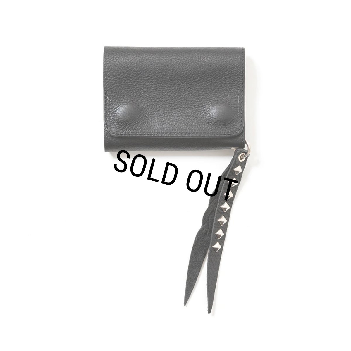 画像1: CALEE/PLANE LEATHER FLAP HALF WALLET＜STUDS CHARM＞（BLACK）［ハーフウォレット-23秋冬］ (1)