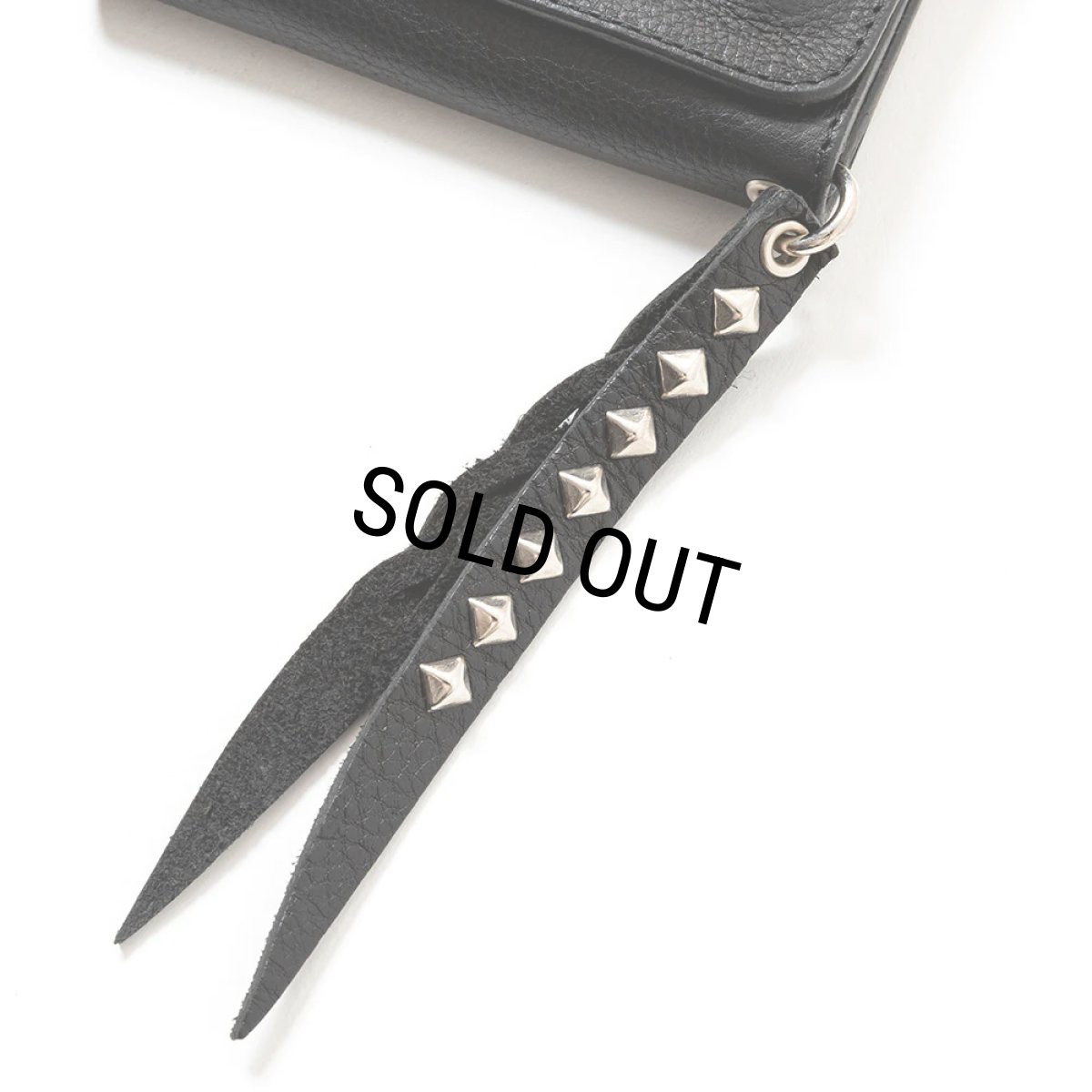 画像3: CALEE/PLANE LEATHER FLAP HALF WALLET＜STUDS CHARM＞（BLACK）［ハーフウォレット-23秋冬］ (3)