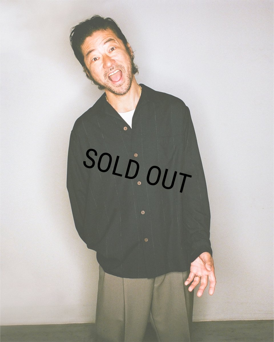 画像2: WACKO MARIA/KASURI STRIPED OPEN COLLAR SHIRT（BLACK）［カスリオープンカラーシャツ-23秋冬］ (2)