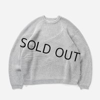 TIGHTBOOTH/SPLICE KNIT SWEATER（Gray） 【30%OFF】［ニットセーター-23秋冬］