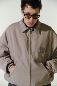 画像3: COOTIE PRODUCTIONS/Padded Zip Up Jacket（Taupe）［ジップアップJKT-23秋冬］ (3)