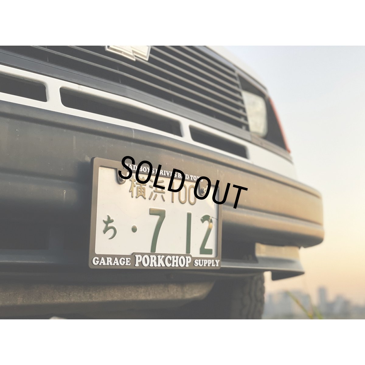 画像7: PORKCHOP/RAISED LICENSE FRAME（BLACK/WHITE）［ライセンスフレーム-23秋冬］ (7)