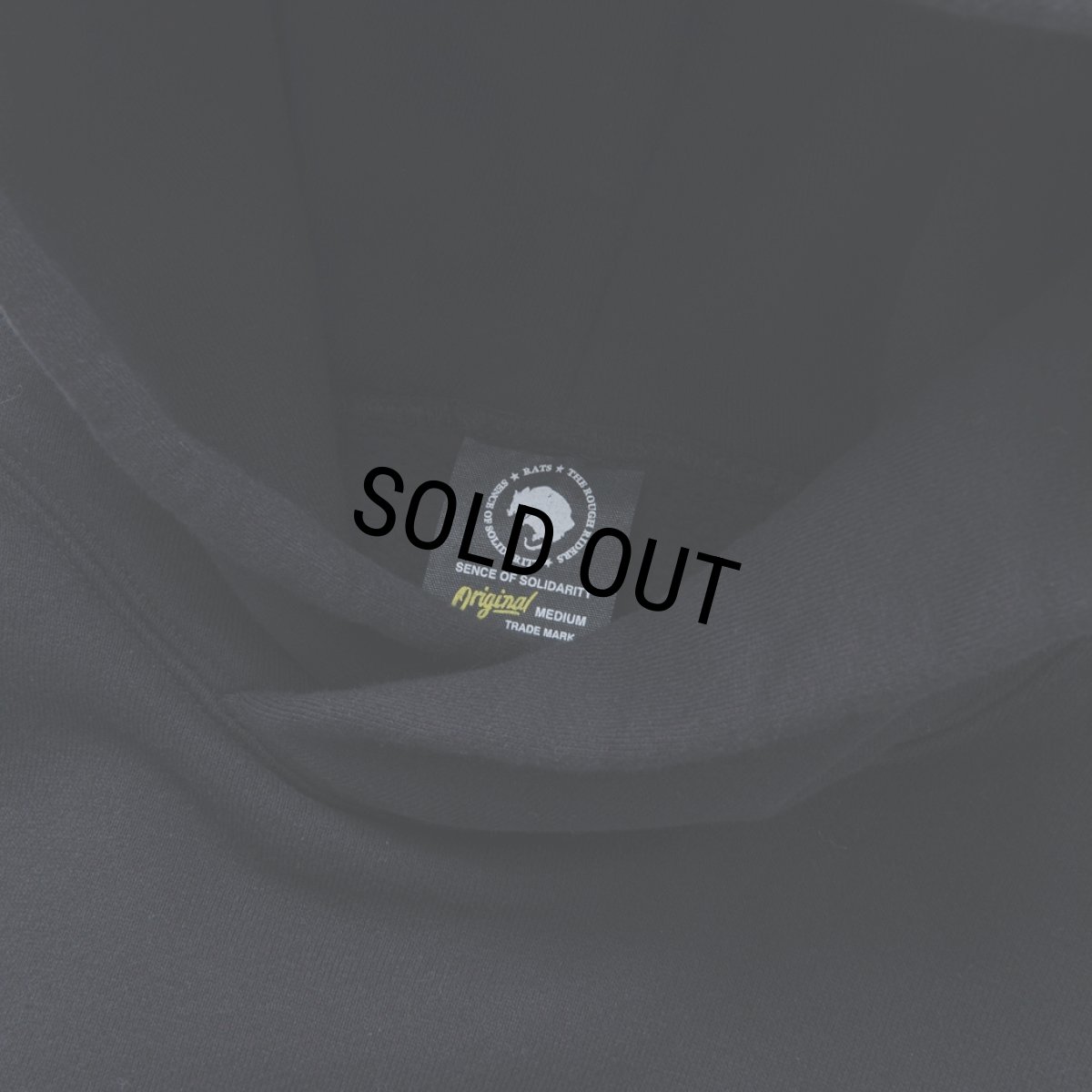 画像2: 【30%OFF】RATS/CROSS NECK HOODIE BAR TAG（BLACK）［プルオーバーパーカー-23秋冬］ (2)