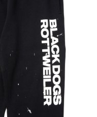 画像3: 【30%OFF】ROTTWEILER/R.W PAINTED SWEAT PANTS（BLACK）［ペイント加工スウェットパンツ-24春夏］ (3)