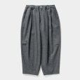 画像1: TIGHTBOOTH/WOOL HERRINGBONE BALLOON PANTS（Charcoal） 【20%OFF】［ウールヘリンボーンバルーンパンツ-23秋冬］ (1)