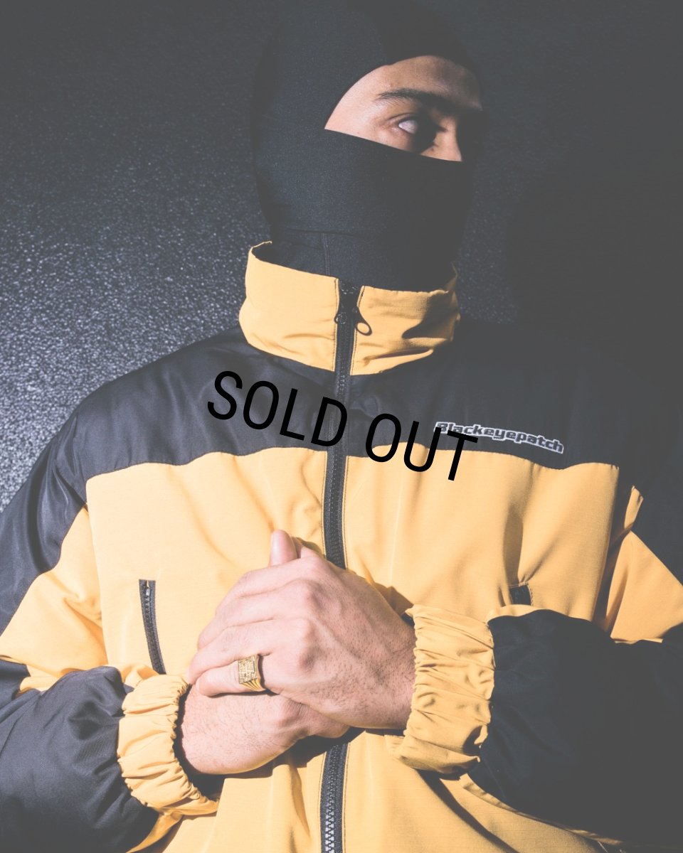 画像3: BlackEyePatch/2 TONE NYLON PUFFER JACKET(YELLOW) (3)