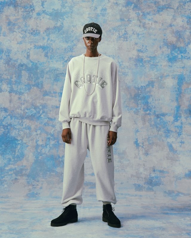 COOTIE PRODUCTIONS/Open End Yarn Print Sweat Pants（Oatmeal