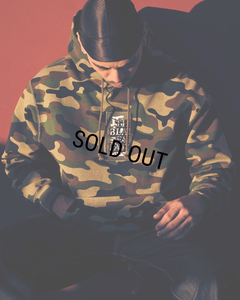 画像3: BlackEyePatch/CAMOUFLAGE HWC LABEL HOODIE（CAMO） (3)