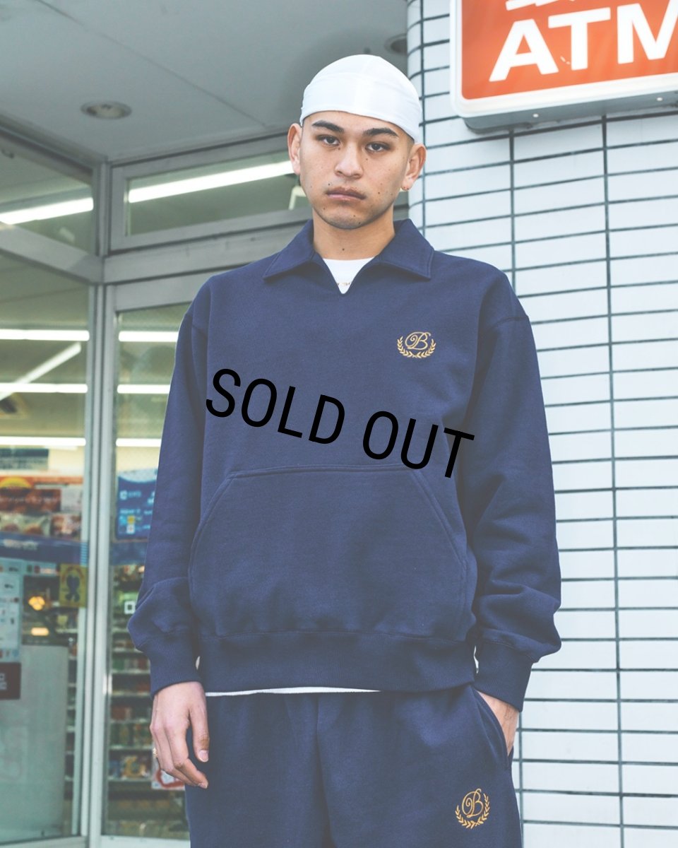 画像3: BlackEyePatch/ROYAL B EMBLEM COLLARED SWEAT PULLOVER(NAVY) (3)