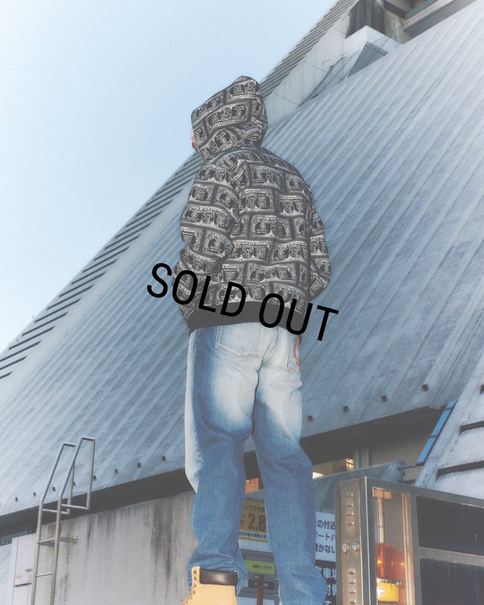 画像4: BlackEyePatch/DOLLAR BILL COVERED ZIP HOODIE（OLIVE） (4)