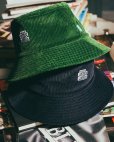 画像3: BlackEyePatch/SMALL OG LABEL BUCKET HAT（NAVY） (3)