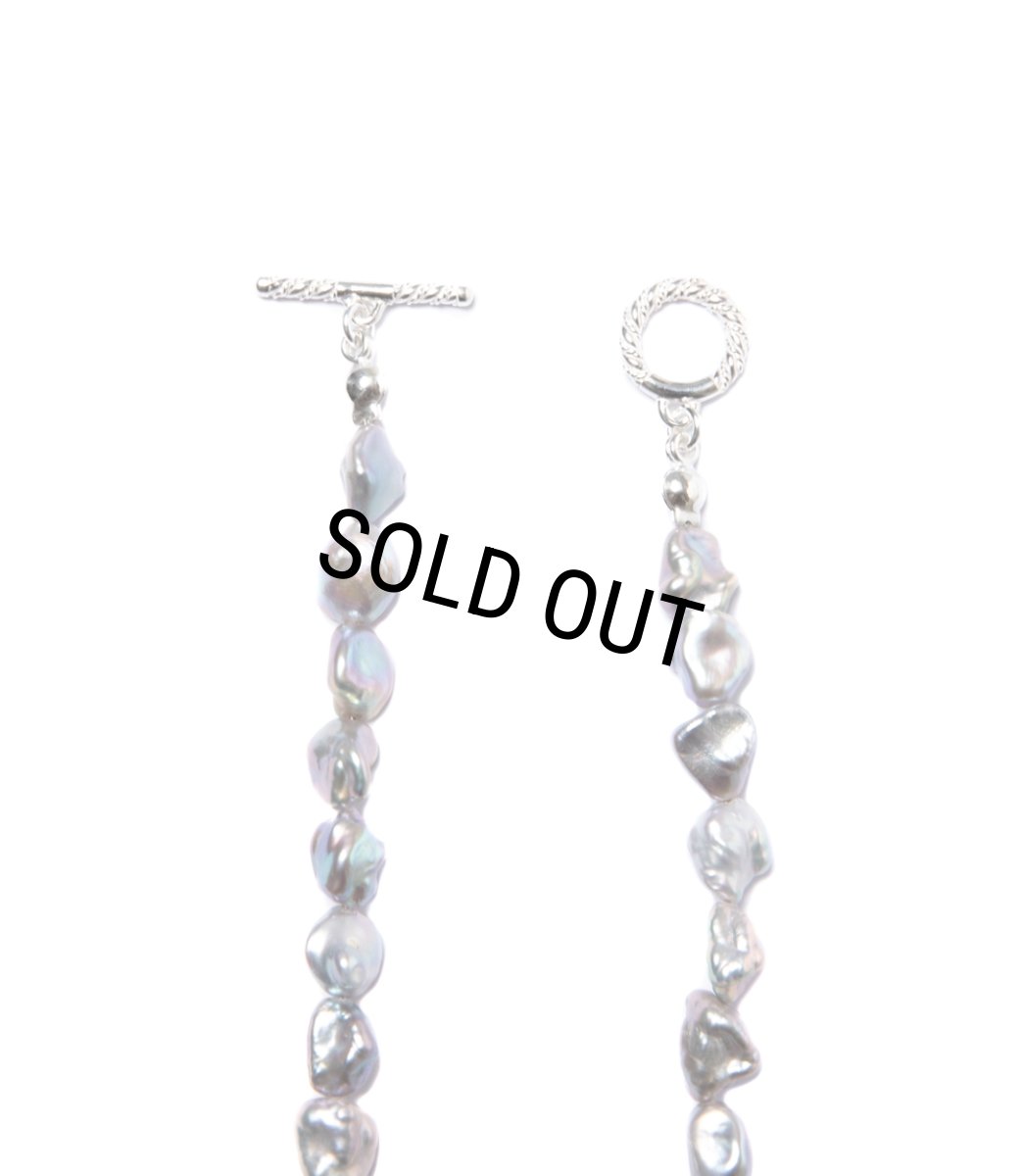 画像2: COOTIE PRODUCTIONS/Distortion Pearl Necklace（Silver）［ディストーションパールネックレス-24春夏］ (2)