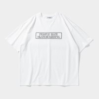 【30%OFF】TIGHTBOOTH/PEOPLE HATE SKATE T-SHIRT（White）［プリントT-24春夏］