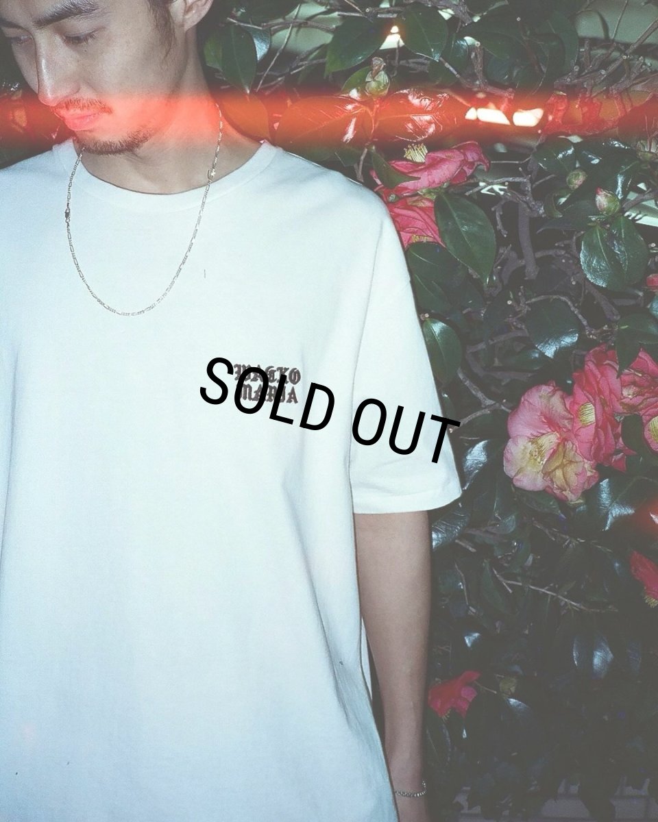 画像2: WACKO MARIA/WASHED HEAVY WEIGHT T-SHIRT（BLACK）［刺繍T-24春夏］ (2)