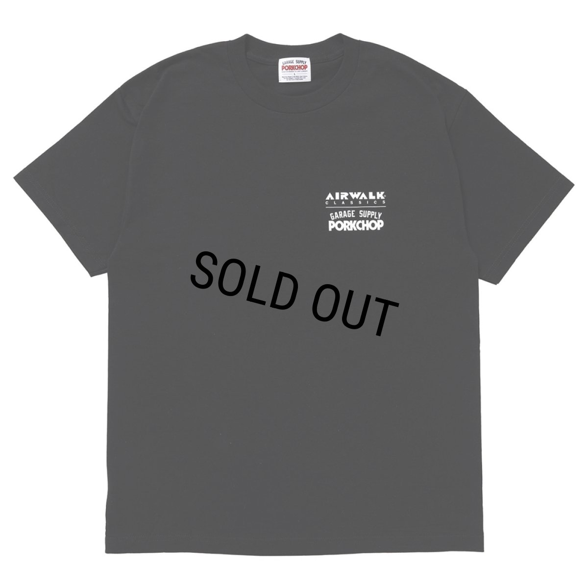 画像2: PORKCHOP/AP TRIANGLE TEE（×AIRWALK CLASSICS）（BLACK）［プリントT-24春夏］ (2)