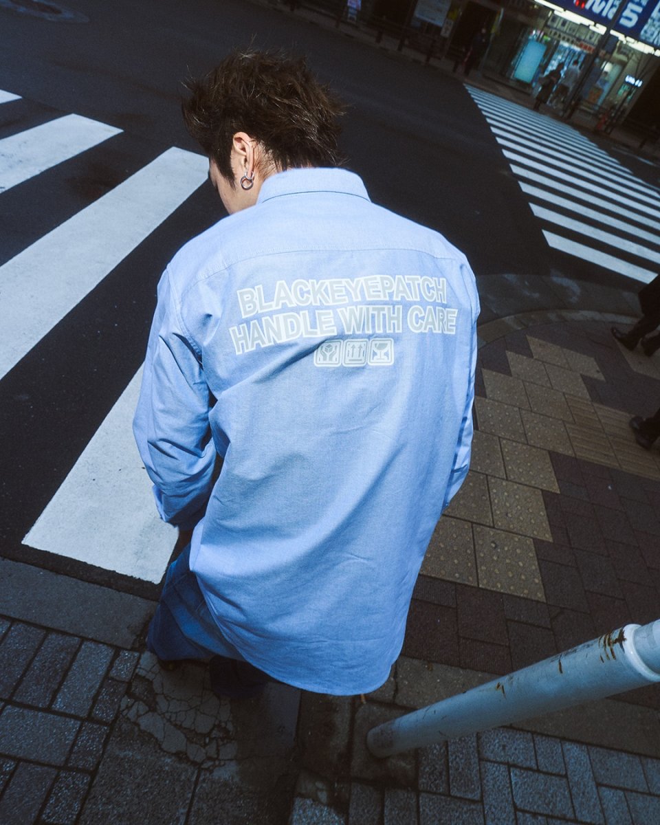 画像4: BlackEyePatch/HWC PATCHED OXFORD SHIRT（SAX） (4)