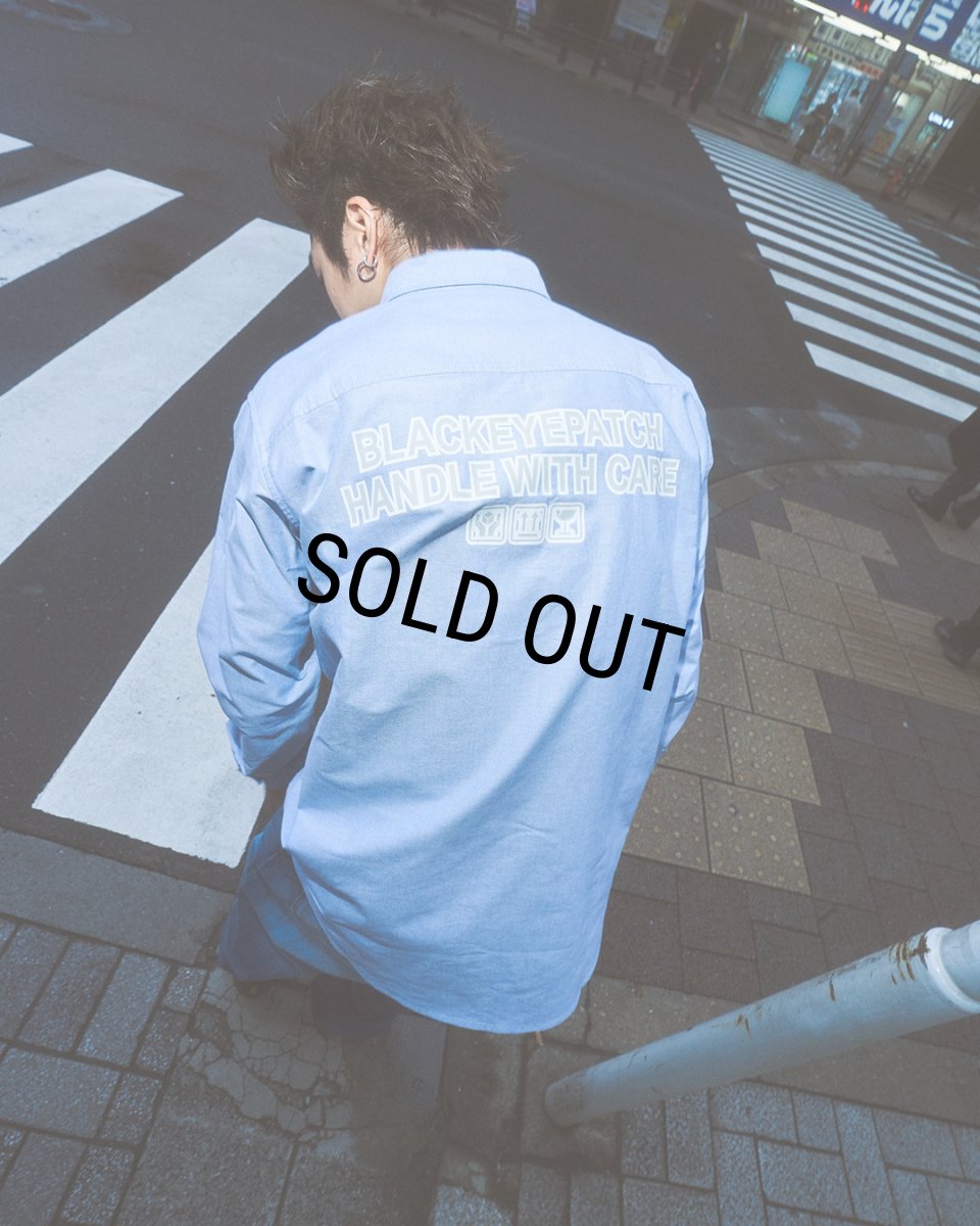 画像4: BlackEyePatch/HWC PATCHED OXFORD SHIRT（SAX） (4)