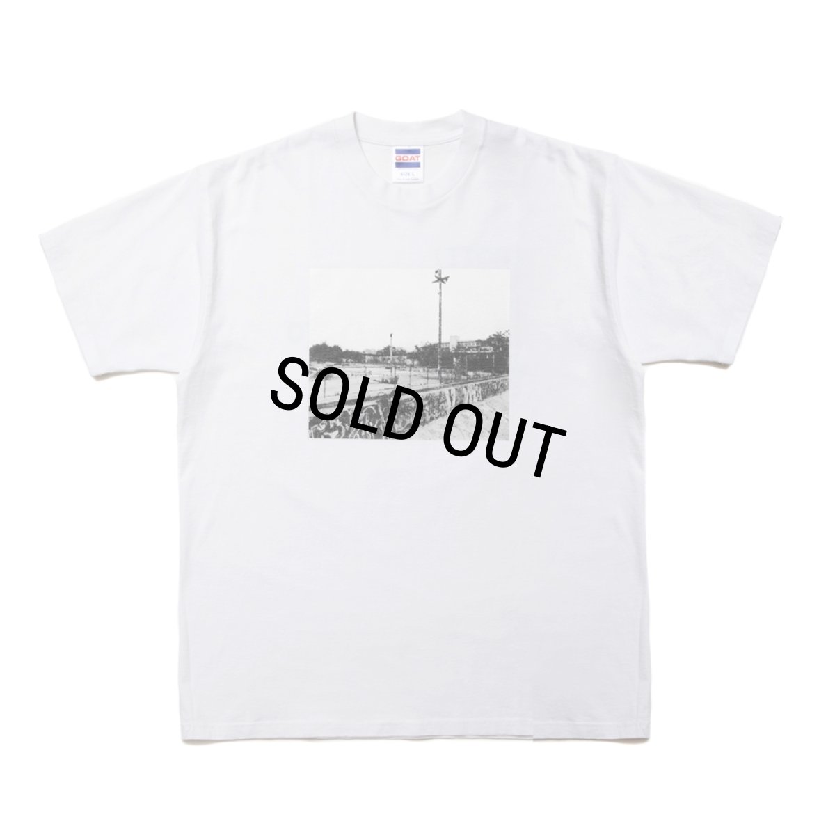 画像1: ROTTWEILER/PIGMENT PHOTO TEE（WHITE） 【30%OFF】［プリントT-24春夏］ (1)