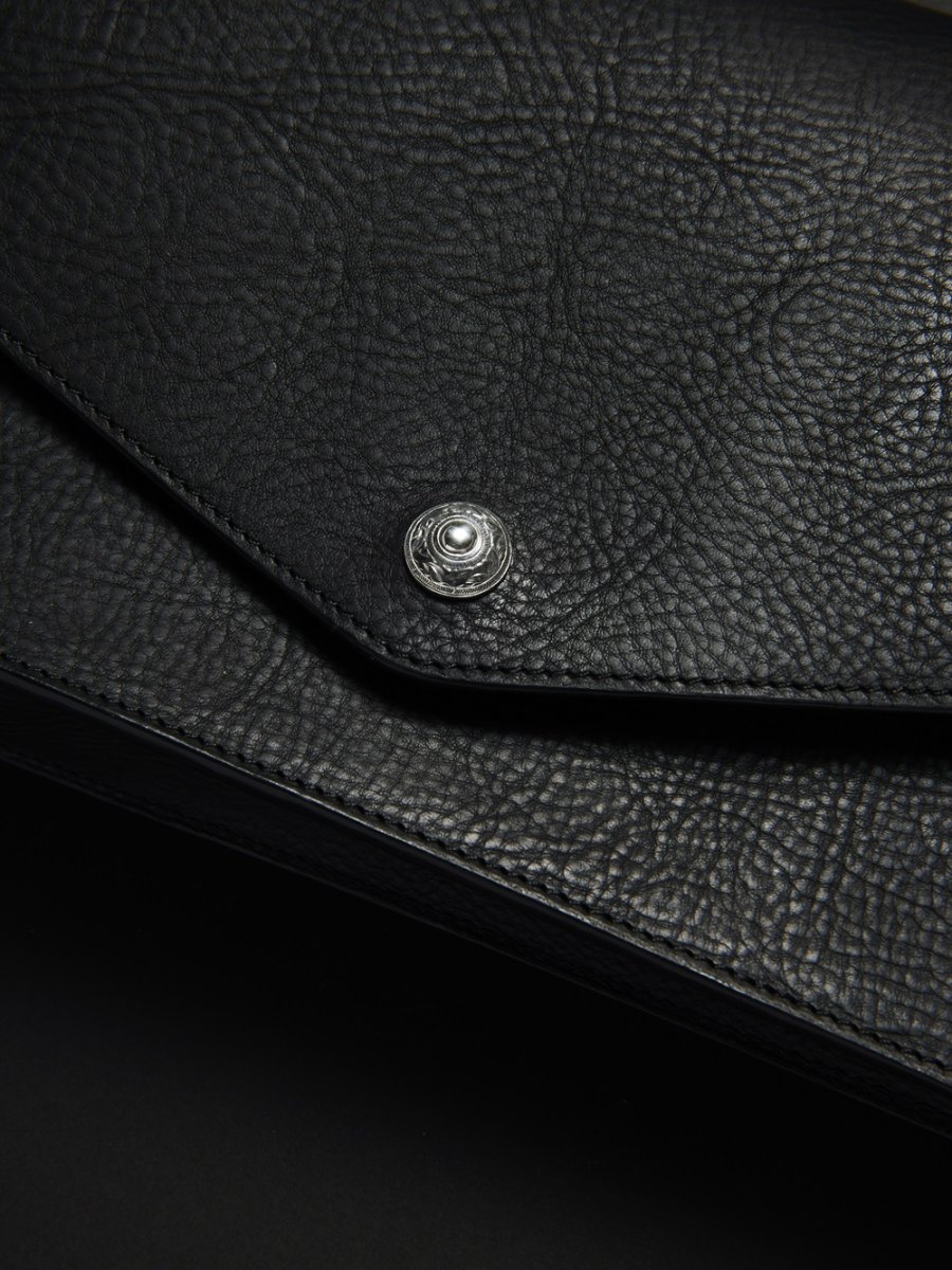 画像4: ANTIDOTE BUYERS CLUB/Leather Wearable Bag（Black） (4)