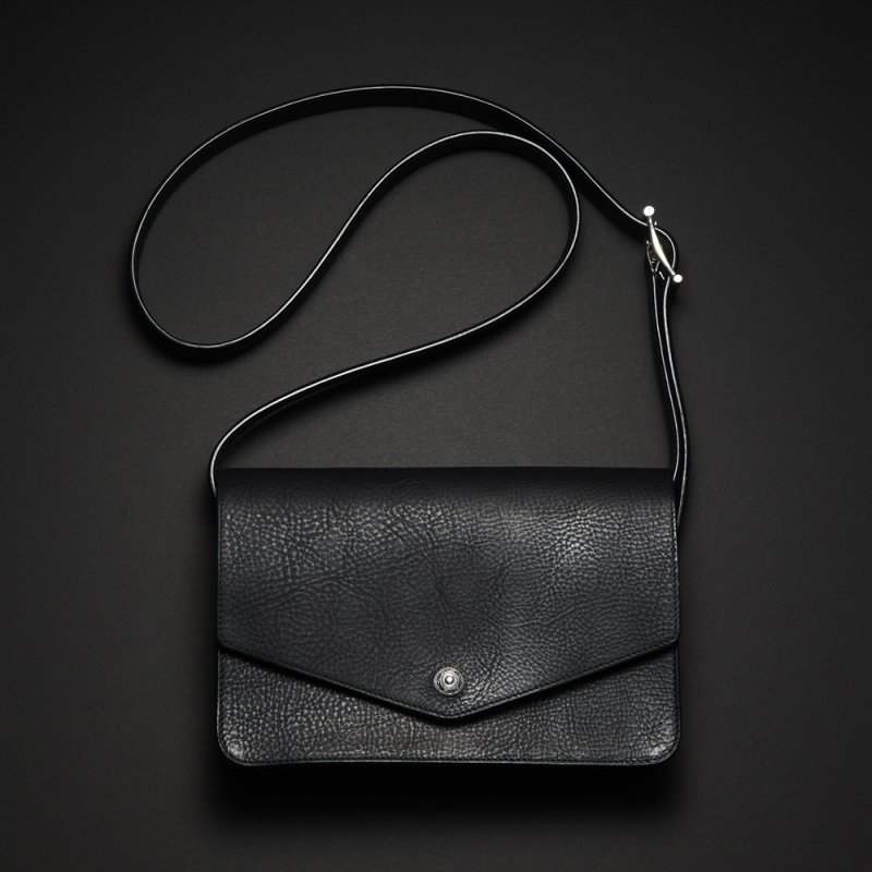 画像1: ANTIDOTE BUYERS CLUB/Leather Wearable Bag（Black）