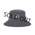 BlackEyePatch/SMALL OG LABEL BUCKET HAT（NAVY）