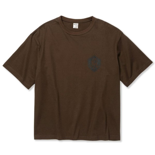 画像2: 【30%OFF】CALEE/DROP SHOULDER S.V.D.S.H LOGO TEE ＜NATURALLY PAINT DESIGN＞（BROWN）［ドロップショルダープリントT-24春夏］