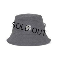 BlackEyePatch/OG LABEL LEOPARD PATTERNED BUCKET HAT（BLACK）